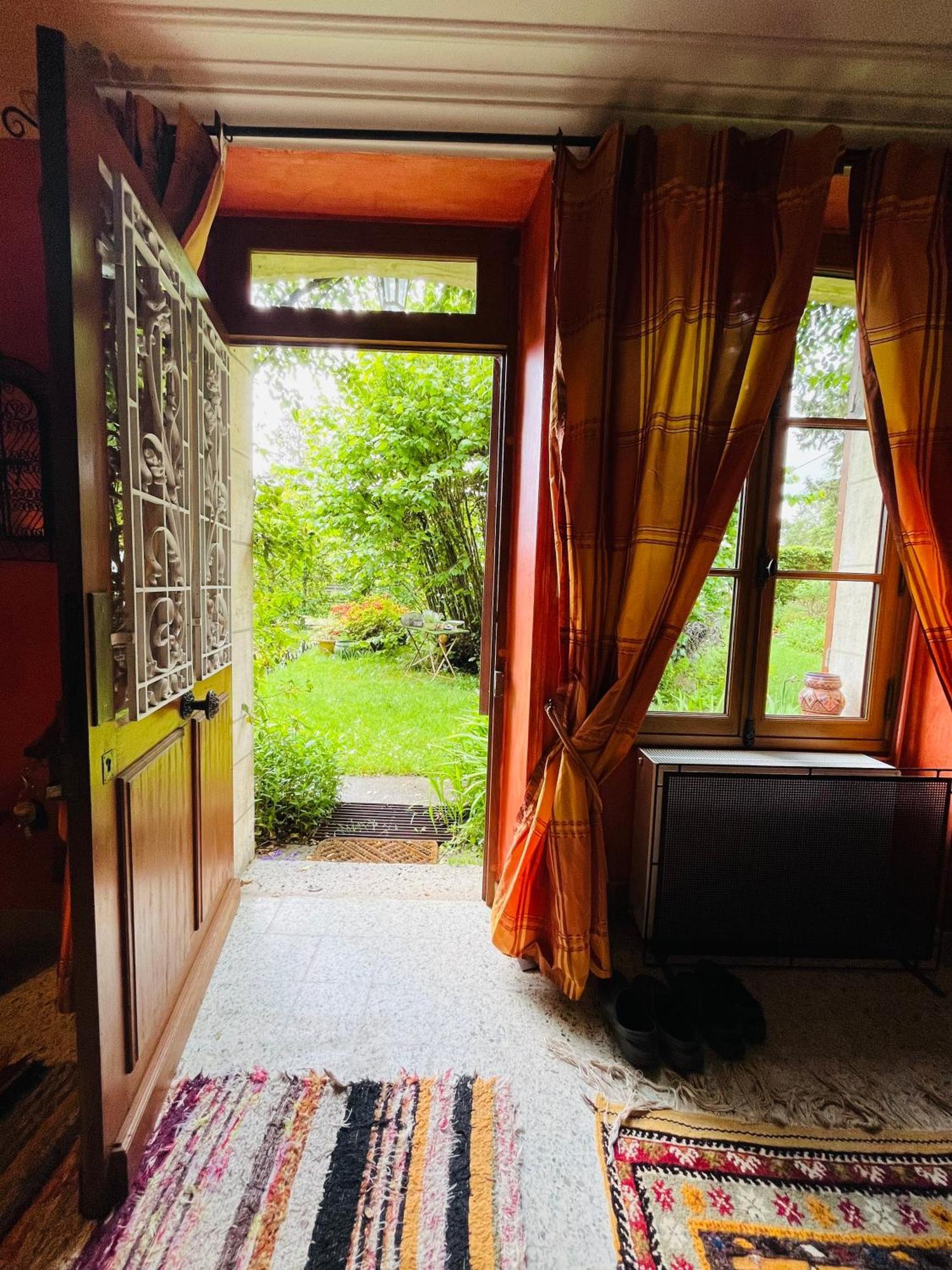 Le Buisson De La Gariole Bed & Breakfast Aubigny-sur-Nère Eksteriør bilde